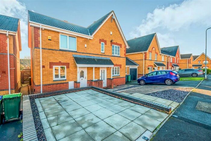 2 Bedroom Semi-Detached House To Rent In St. Helens Avenue, Tipton, DY4