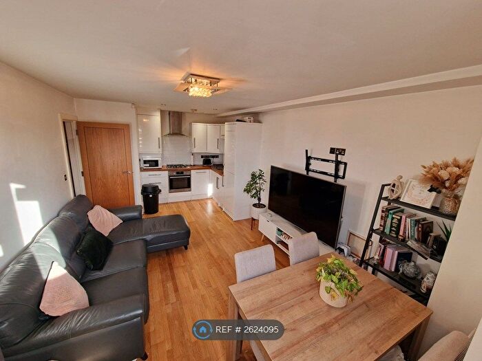 1 Bedroom Flat To Rent In Spence Court, South Norwood, SE25