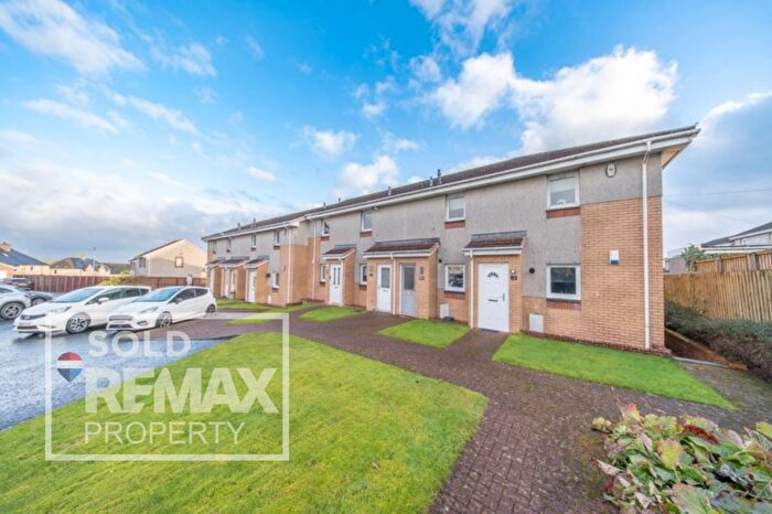 2 Bedroom Flat For Sale In Heatherbell Court, Harthill, Shotts, ML7