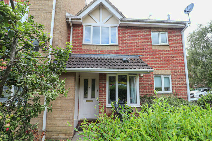 1 Bedroom End Of Terrace House To Rent In Barnum Court, Swindon, SN2