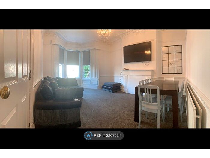 8 Bedroom Terraced House To Rent In Manor House Road, Newcastle Upon Tyne, NE2