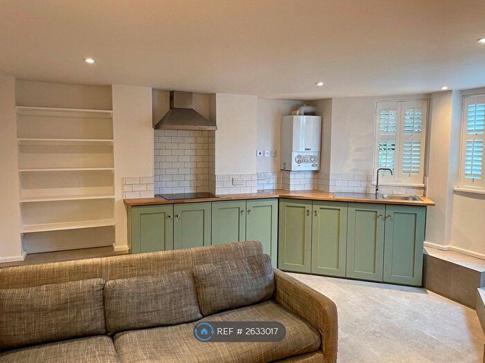 1 Bedroom Flat To Rent In Waller Road, London, SE14