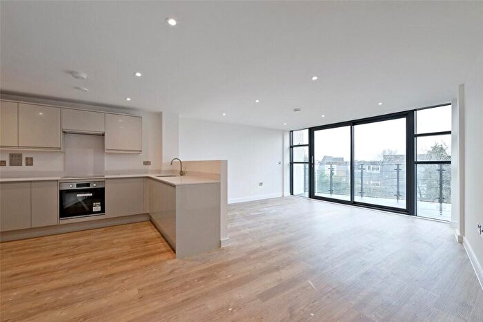 2 Bedroom Apartment To Rent In Dedworth Road, Windsor, Berkshire, SL4