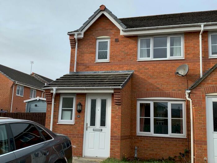 3 Bedroom House To Rent In Alexandra Road, L7