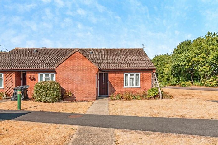 2 Bedroom Terraced Bungalow For Sale In Gardens Court, West Bridgford, Nottingham, NG2
