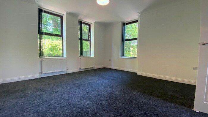 2 Bedroom Flat To Rent In Manchester Road, Thurlstone, Sheffield, South Yorkshire, S36