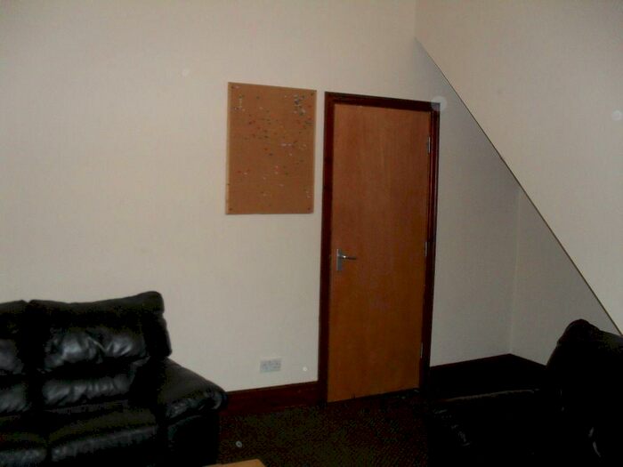 3 Bedroom Terraced House To Rent In Plungington Road, Preston, PR1