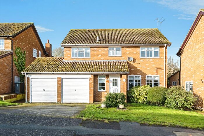 4 Bedroom Detached House For Sale In Victoria Road, Oundle, Peterborough, PE8