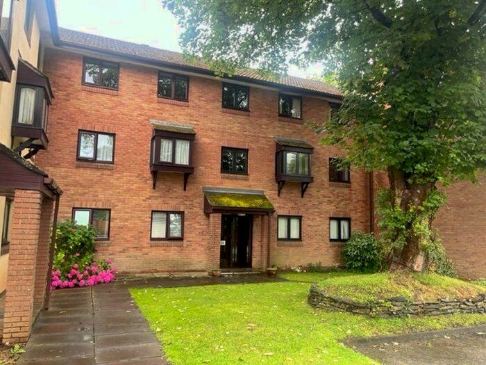 2 Bedroom Flat To Rent In St Marys Court, Plympton, Plymouth, PL7