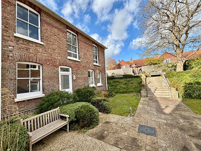 2 Bedroom Apartment For Sale In High West Street, Dorchester, DT1