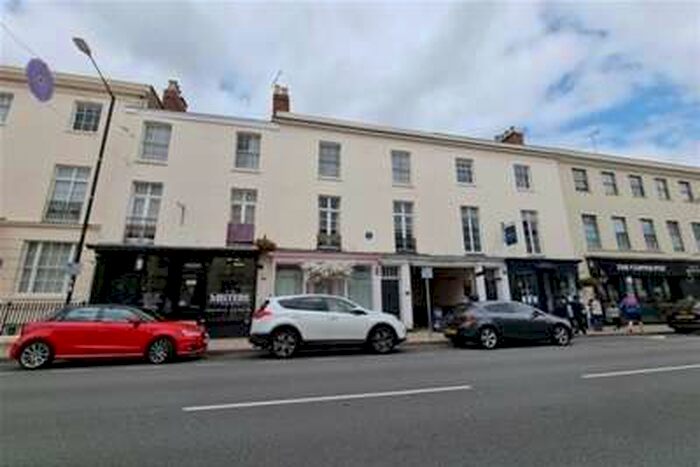 9 Bedroom Flat To Rent In Warwick Street, Leamington Spa, CV32