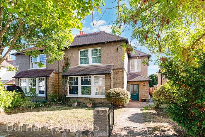 2 Bedroom Flat For Sale In Mitcham Park, Mitcham, CR4