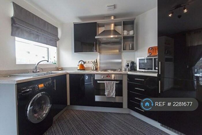 1 Bedroom Flat To Rent In Ivy Graham Close, Manchester, M40