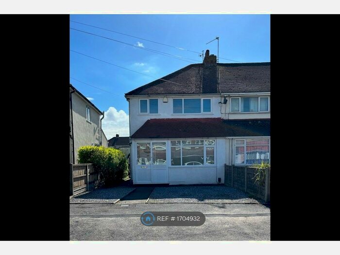 3 Bedroom Semi-Detached House To Rent In Worthing Road, Bristol, BS34