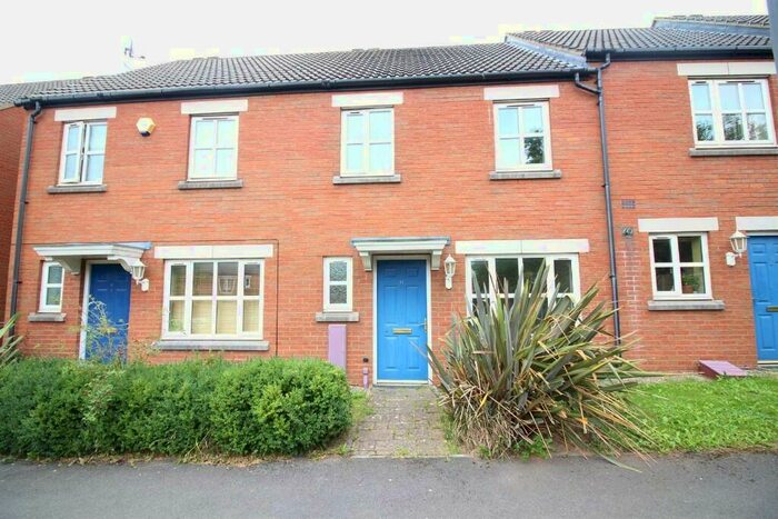 3 Bedroom Terraced House To Rent In Kings Drive, BS34