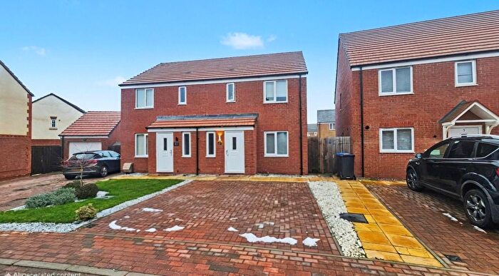 3 Bedroom Semi Detached House For Sale In Ogilvie Avenue, Northampton, NN2