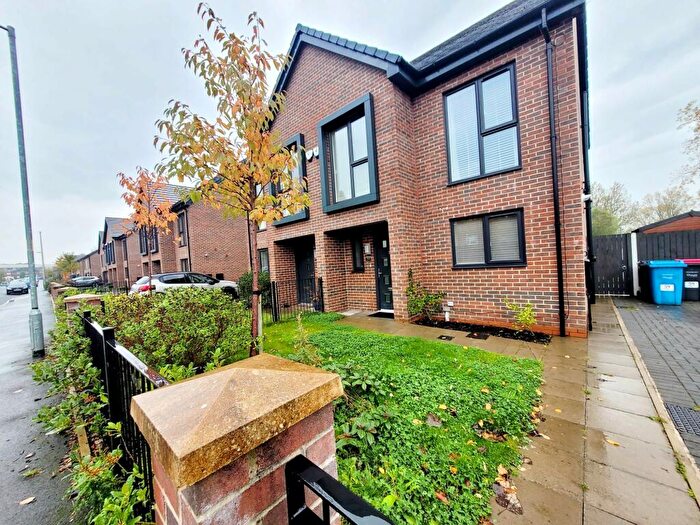 3 Bedroom House To Rent In Shakespeare Road, Swinton, M27