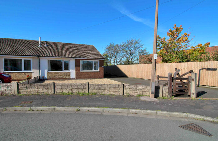2 Bedroom Bungalow To Rent In Fir Trees Avenue, Lostock Hall, PR5