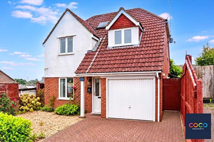 4 Bedroom Detached House For Sale In West Mills Road, Dorchester, Dorset, DT1