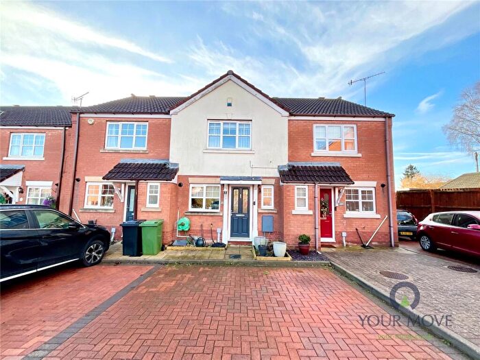2 Bedroom Terraced House For Sale In Oakland Grove, Bromsgrove, Worcestershire, B61