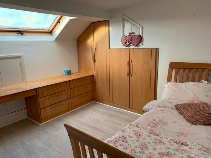 1 Bedroom Property To Rent In Bradley Road, London, SE19