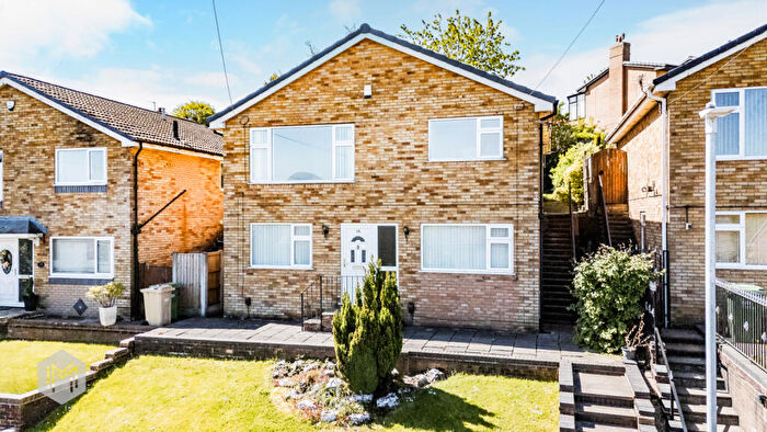 4 Bedroom Detached House For Sale In Fryent Close, Blackrod, Bolton, Greater Manchester, BL6