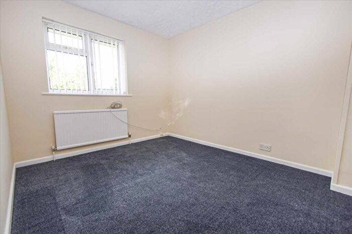 3 Bedroom End Of Terrace House For Sale In Pantile Row, Langley, SL3