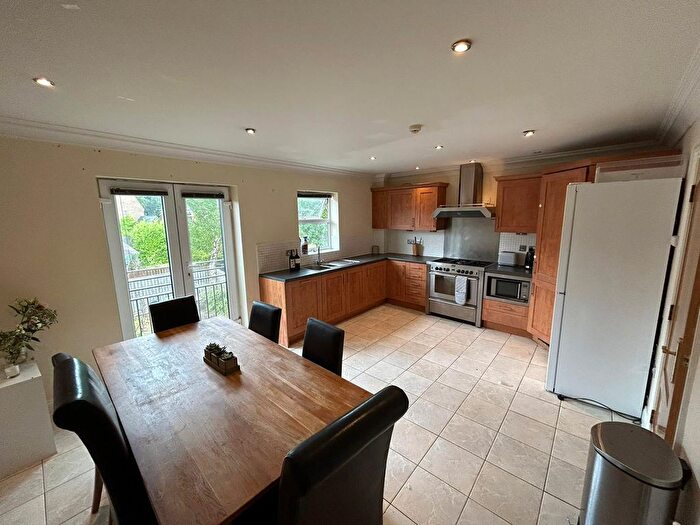 3 Bedroom Town House To Rent In Huntington Crescent, Leeds, West Yorkshire, LS16