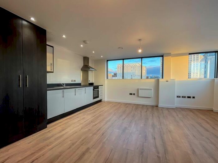 2 Bedroom Flat To Rent In Albert Vaults, Chapel Street, M3