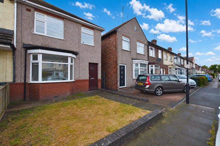 3 Bedroom End Of Terrace House To Rent In Eastcotes, Tile Hill, Coventry, CV4