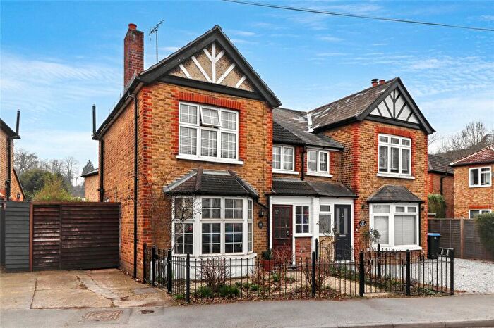 2 Bedroom Semi-Detached House For Sale In The Triangle, Woking, GU21