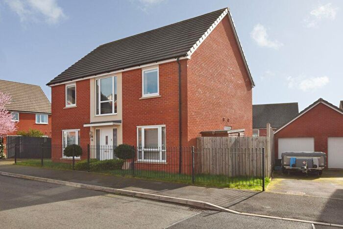 4 Bedroom Detached House For Sale In Mannock Field, Salisbury ***Watch The Video Tour***, SP4