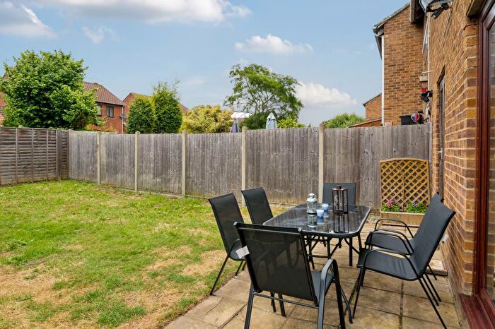 3 Bedroom End Of Terrace House For Sale In Lower Earley, Berkshire, RG6