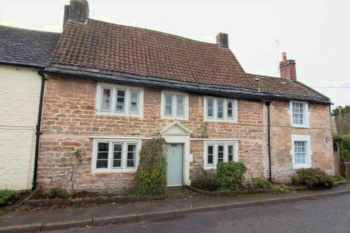 5 Bedroom Terraced House To Rent In Warminster Road, Beckington, BA11