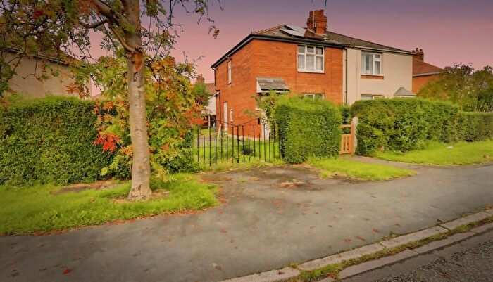 2 Bedroom Semi Detached House For Sale In Underwood Lane, Crewe, CW1