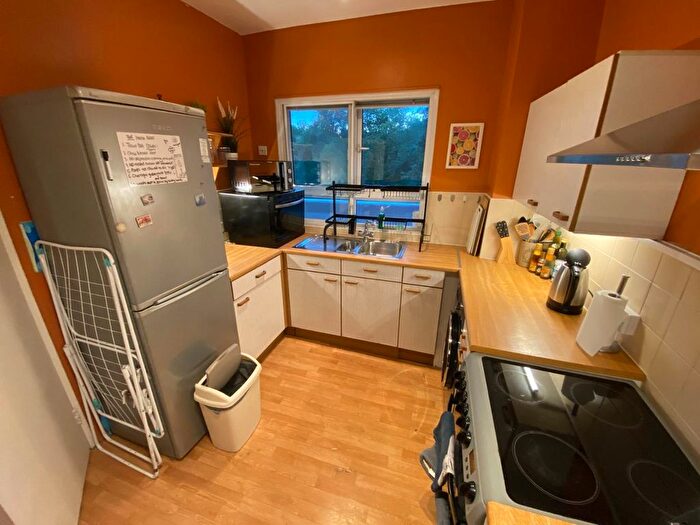 3 Bedroom Flat To Rent In Goldington Street, London, NW1