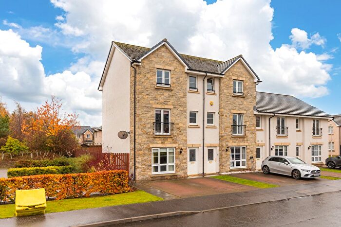 5 Bedroom Town House For Sale In Dolphingstone Court, Prestonpans, EH32