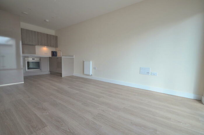 1 Bedroom Apartment To Rent In Admiralty Court, Ocean Drive, Gillingham, ME7