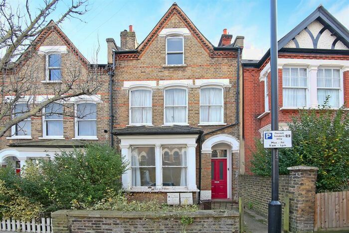 1 Bedroom Flat To Rent In Grove Hill Road, London, SE5