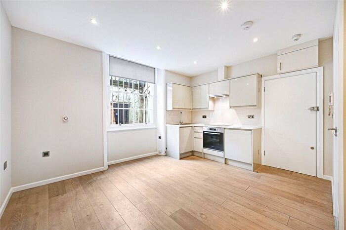 Studio To Rent In Belgrave Road, Pimlico, London, SW1V