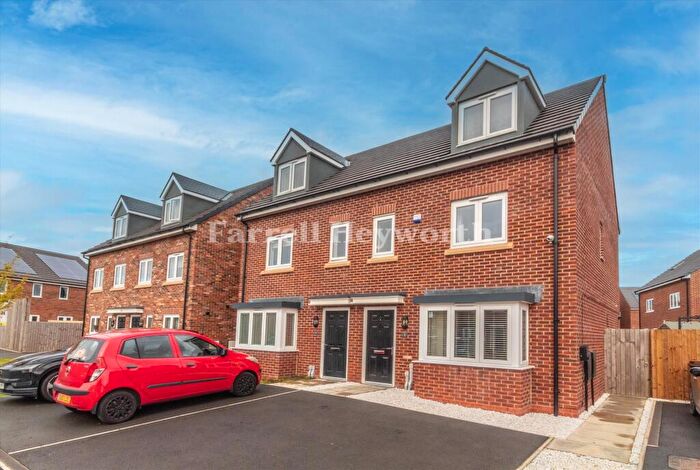 3 Bedroom House For Sale In Greenfinch Court, Farington Moss, Leyland, PR26