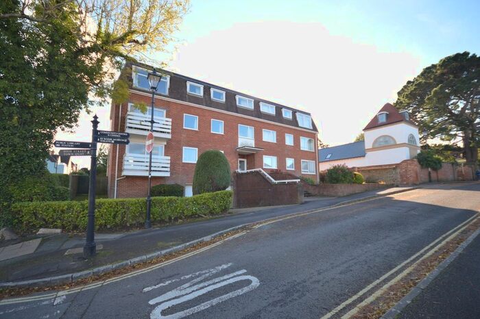 2 Bedroom Flat To Rent In Cannon House, Cannon Street, Lymington, Hampshire, SO41