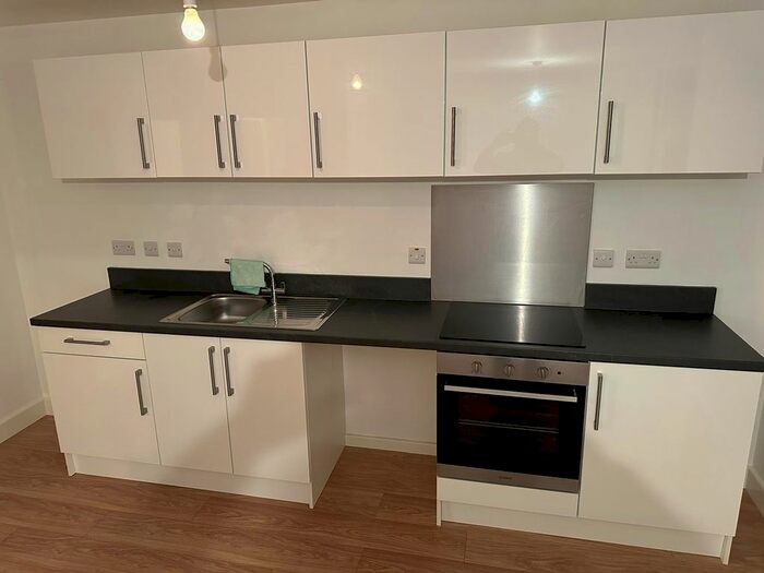 1 Bedroom Flat To Rent In Westleigh Road, Leicester, LE3