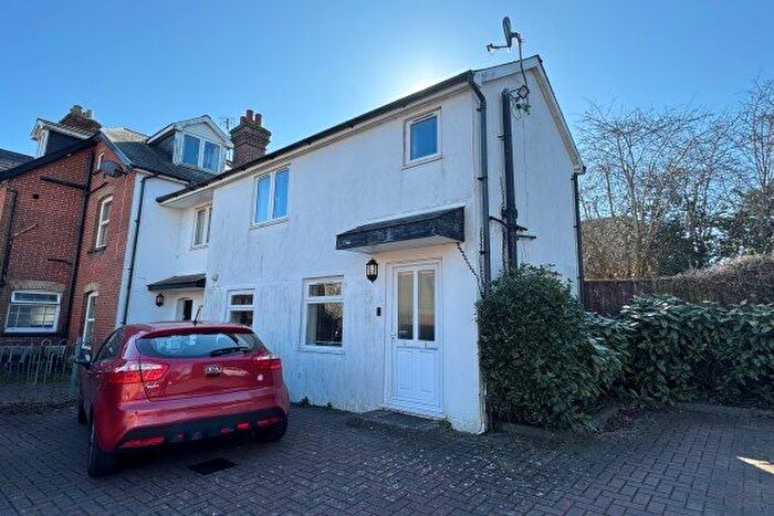 1 Bedroom Property To Rent In Station Road, Southampton, SO31