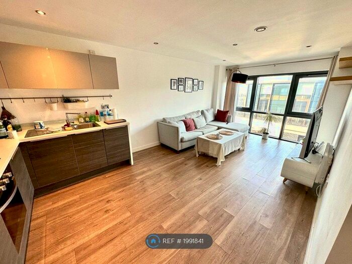 2 Bedroom Flat To Rent In Great Ancoats Street, Manchester, M4