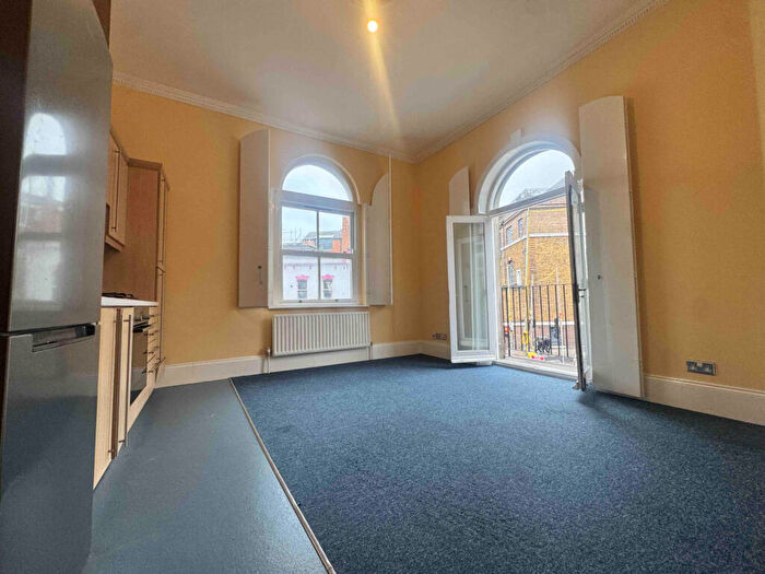 1 Bedroom Apartment To Rent In Dalston Lane, Hackney Central, E8