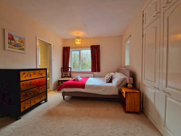 5 Bedroom Detached House To Rent In Beranburh Field, Wroughton, Swindon, SN4