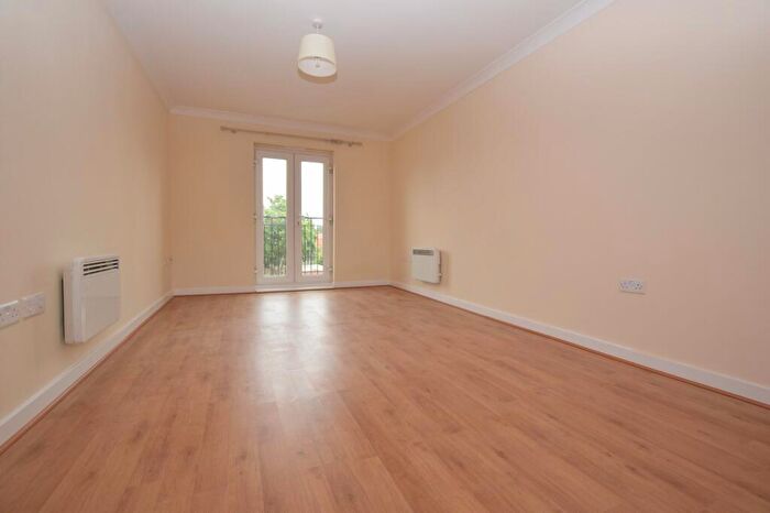 2 Bedroom Apartment To Rent In Provan Court, Ipswich, IP3