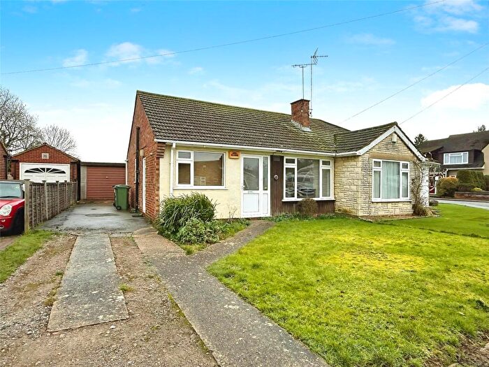 2 Bedroom Bungalow For Sale In Highfield Road, Winslow, MK18