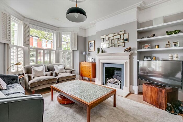 4 Bedroom House To Rent In Cleveland Gardens, London, SW13